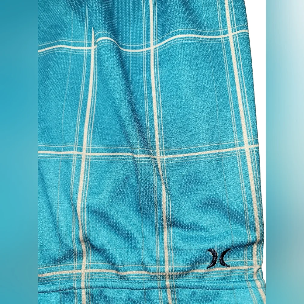 Men's Hurley Blue, Black, White, Plaid  Mesh Lined Swim Trunks Size Small